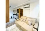 Apartamento novo, completo, mobiliado em localização central. — foto 1